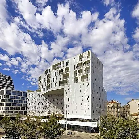 Belaroia Centre Saint Roch 4* Μονπελιέ